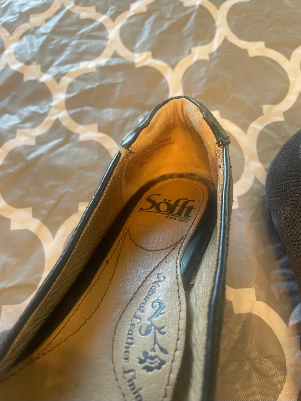Sofft Women's Black Tassel leather Loafer wedge flats shimmery 6W comfort chic